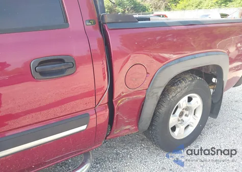 2004 Chevrolet Silverado 1500 Lt из США, поврежденный, VIN 2GCEC13T541363882